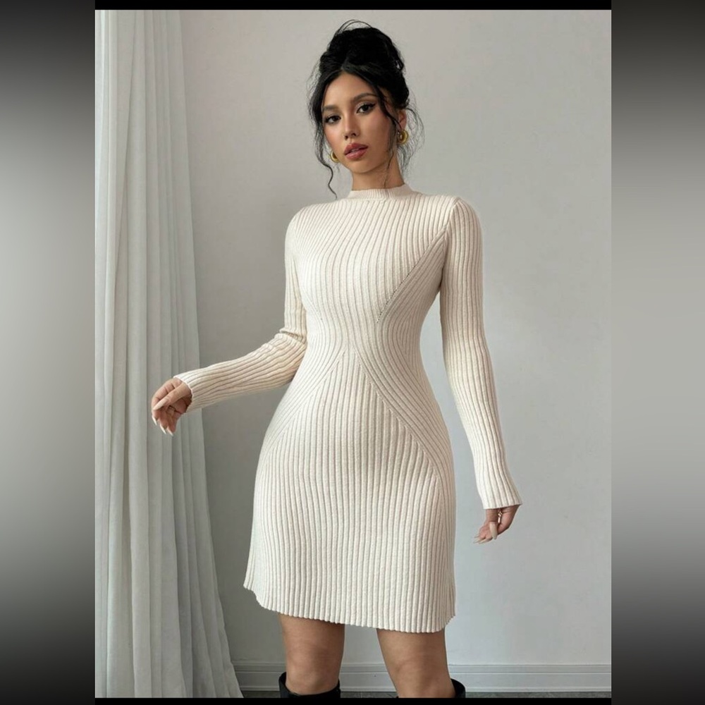 Beige Sweater Dress w Long Sleeve